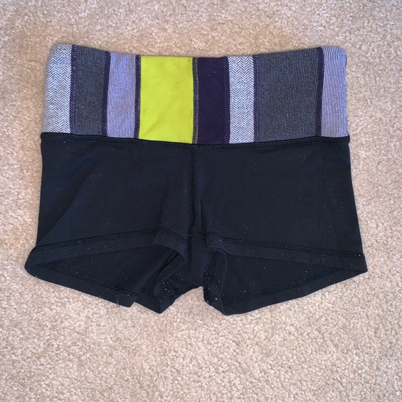 Lululemon Athletic Shorts - Picture 1 of 2
